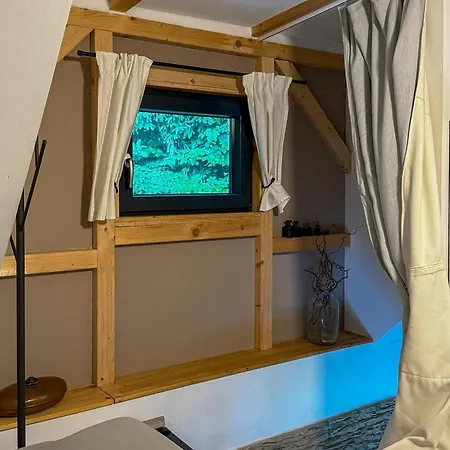 Modern At Thuringian Rennsteig 策拉-梅利斯