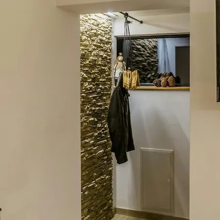 Modern At Thuringian Rennsteig * 策拉-梅利斯