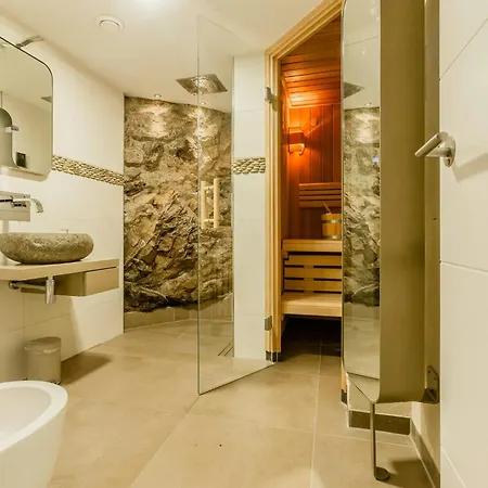 Modern At Thuringian Rennsteig Nyaraló *