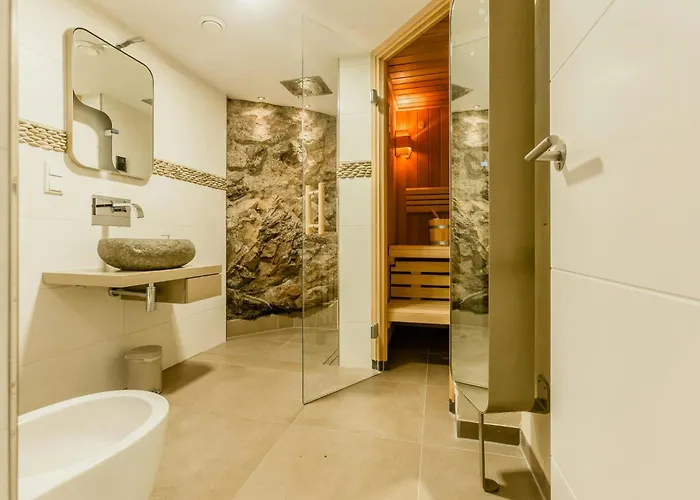 Modern At Thuringian Rennsteig Nyaraló *